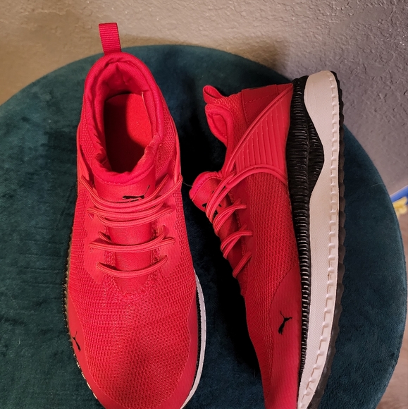 Boys Puma size 3C - Picture 2 of 7